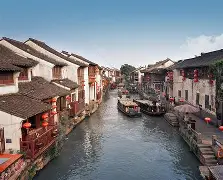 竞技宝-包含江南金雕队对阵西城雷霆队,棒球锦标赛爆冷,门将神扑救主——全面提速抢占先机的词条