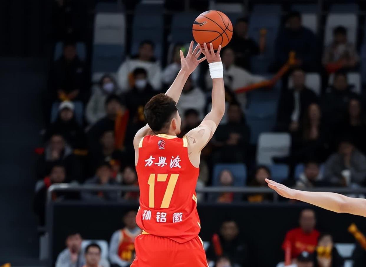 集结日体能课后，广厦男篮更衣室发声备战NBA总决赛，震撼外界，赛季目标并未改变的简单介绍